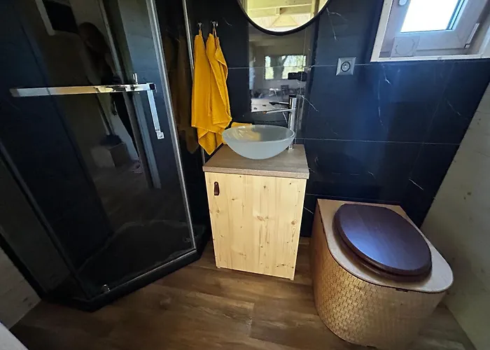 Fajnhaus Οργανωμένο κάμπινγκ *